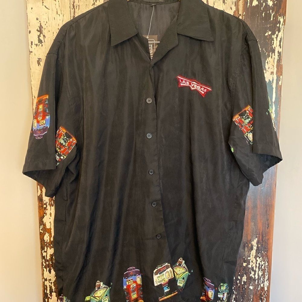 NWT Men’s Ferugini Las Vegas Slots button down. XL
